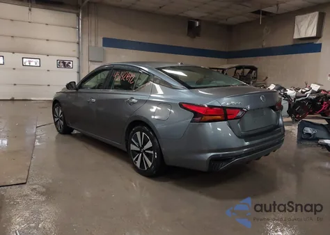 2021 Nissan Altima Sv Fwd z USA, uszkodzony, nr VIN 1N4BL4DV1MN395933